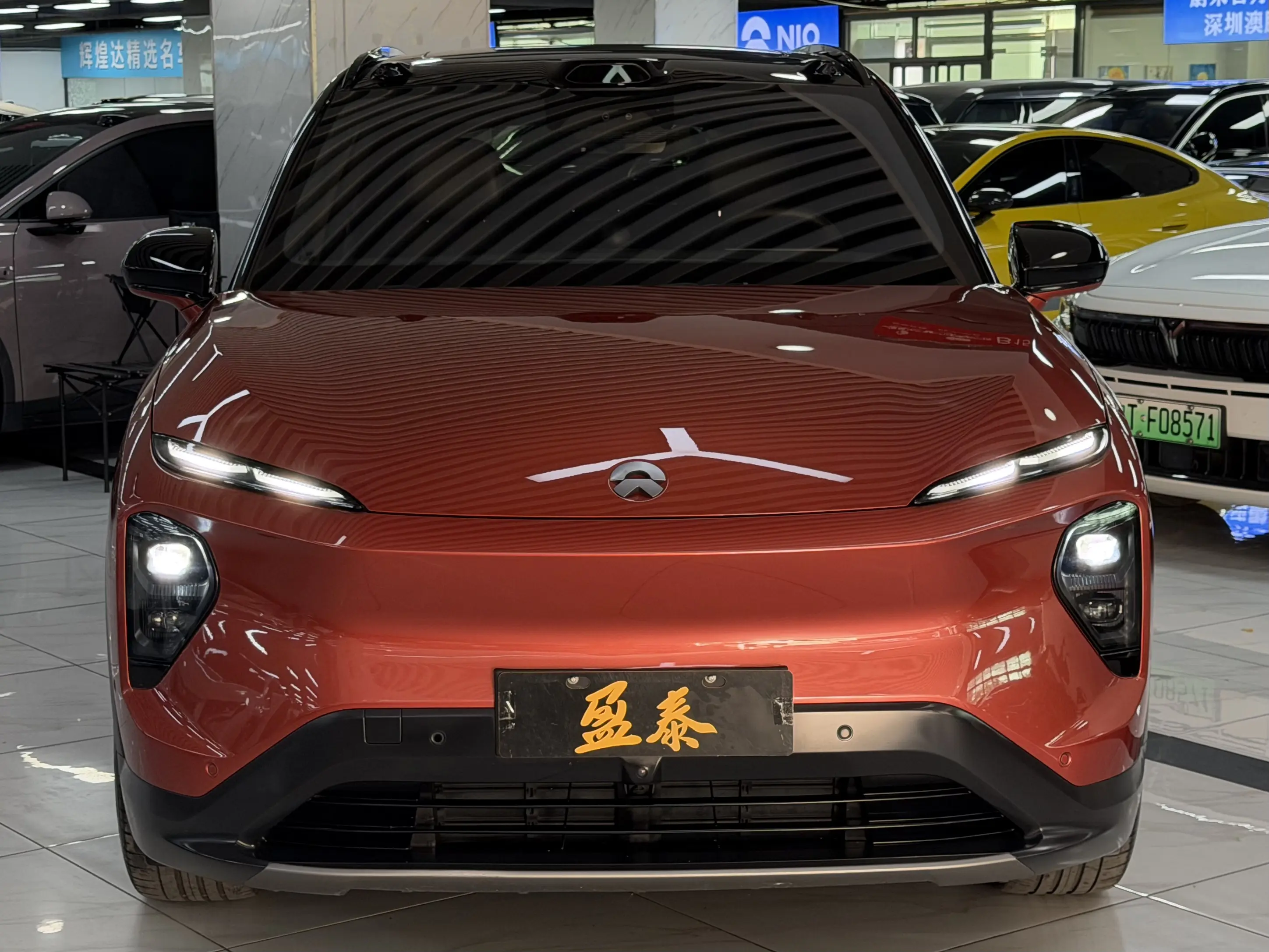 NIO ES7  из Китая