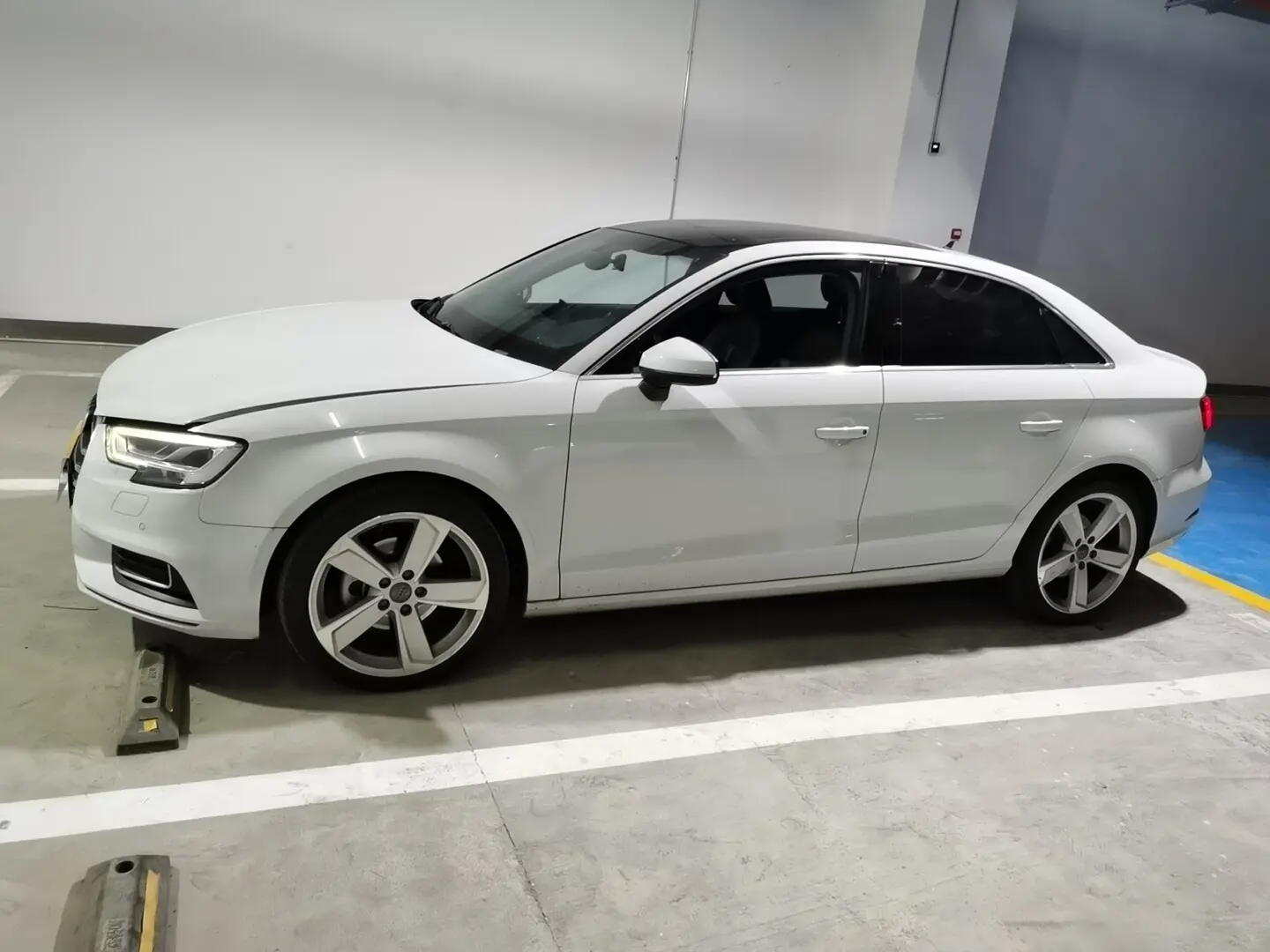 Audi A3  из Китая