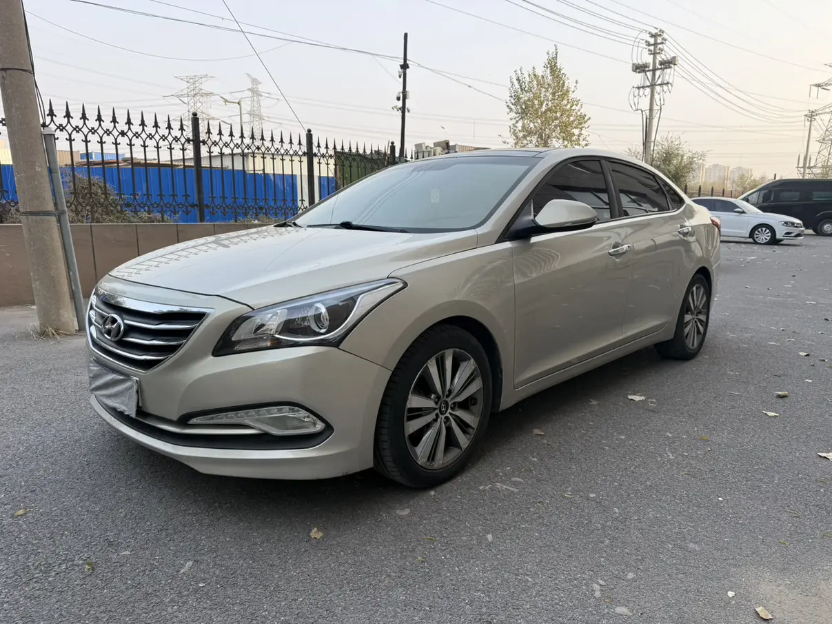 Hyundai Famous pictures  из Китая