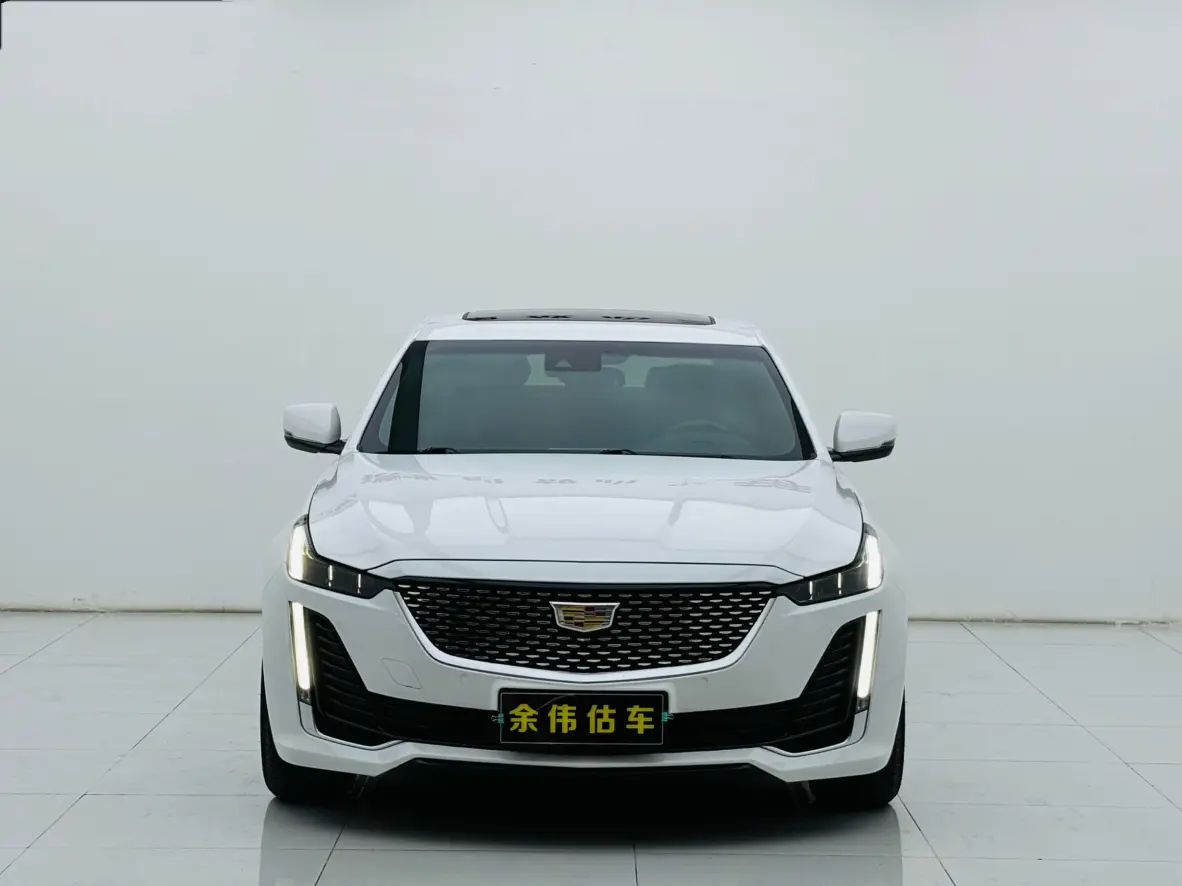 Cadillac CT5  из Китая