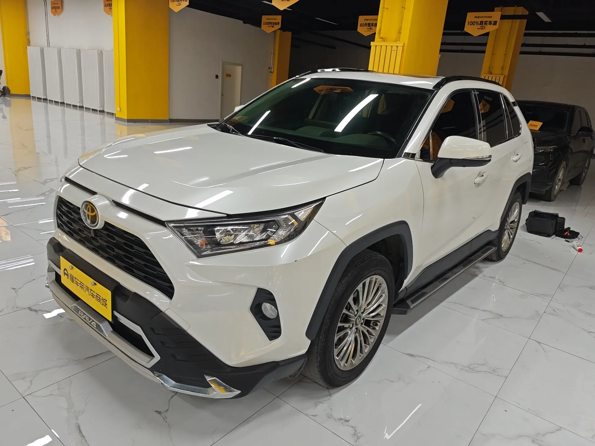 Toyota RAV4  из Китая