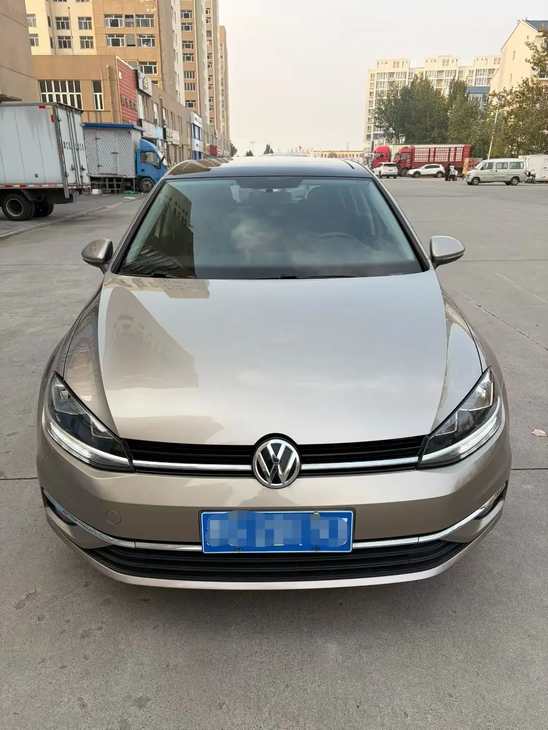 Volkswagen Golf  из Китая