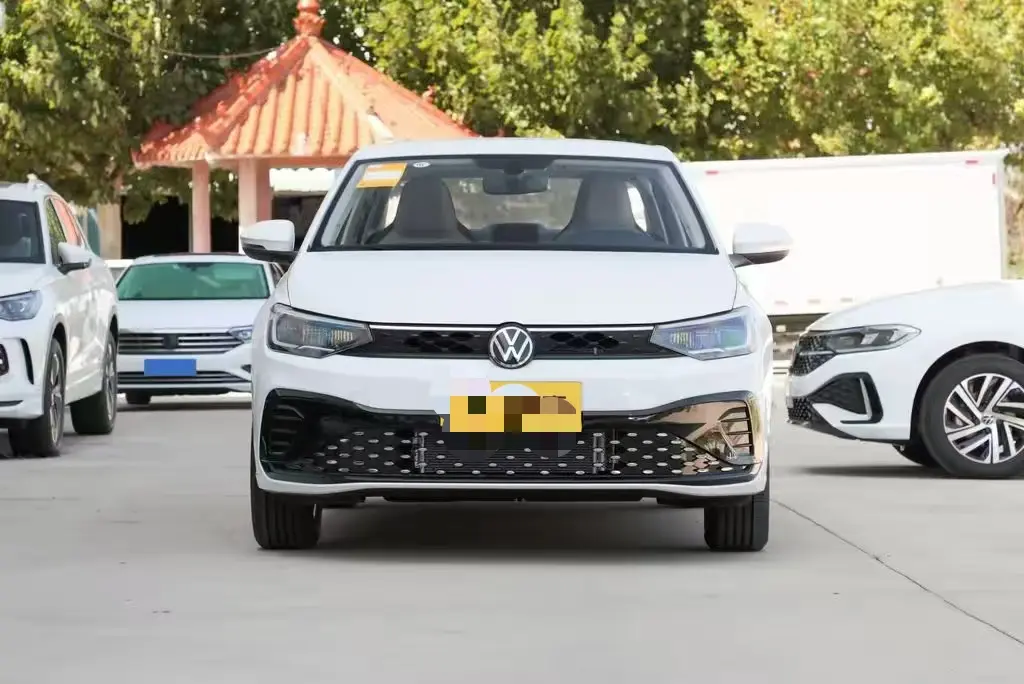 Volkswagen Lavida  из Китая
