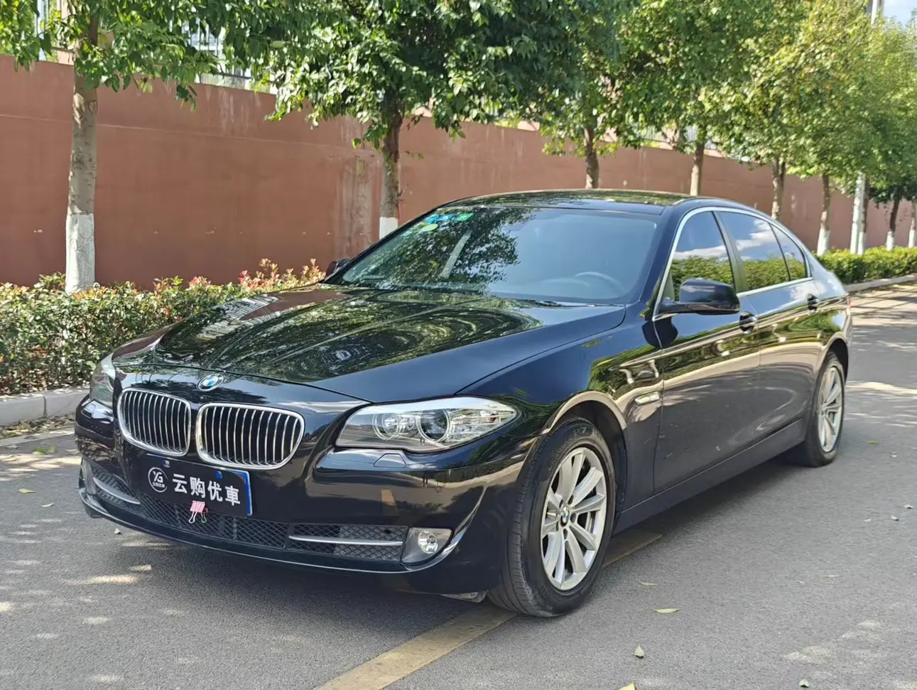 BMW 5 Series  из Китая