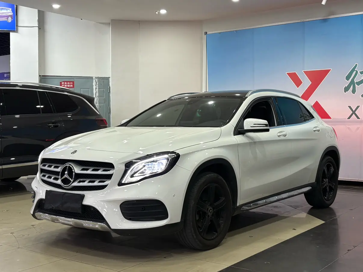 Mercedes-Benz GLA  из Китая