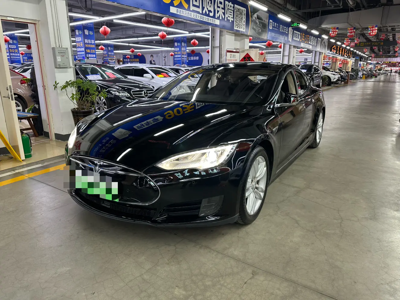Tesla Model S  из Китая