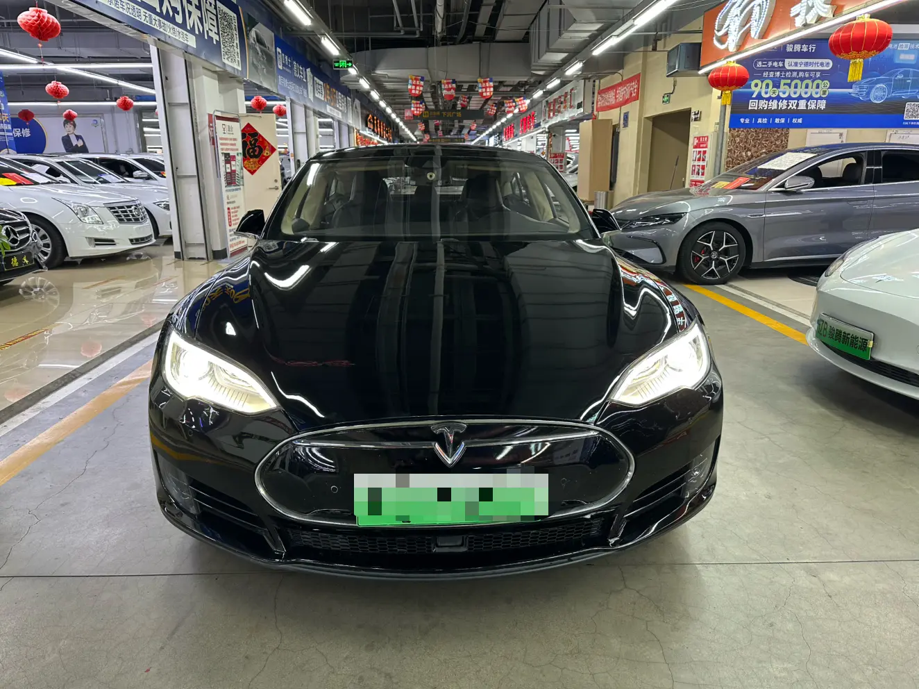 Tesla Model S  из Китая