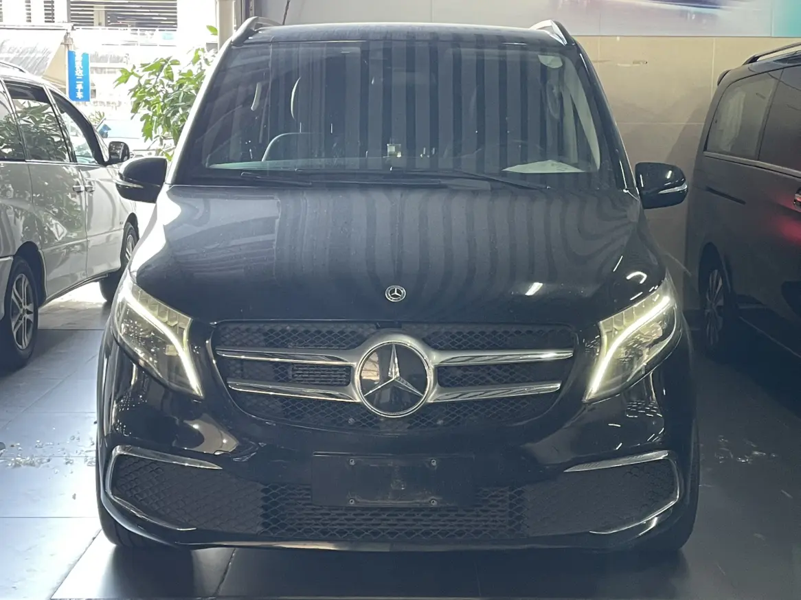 Mercedes-Benz Mercedes Benz V Class  из Китая
