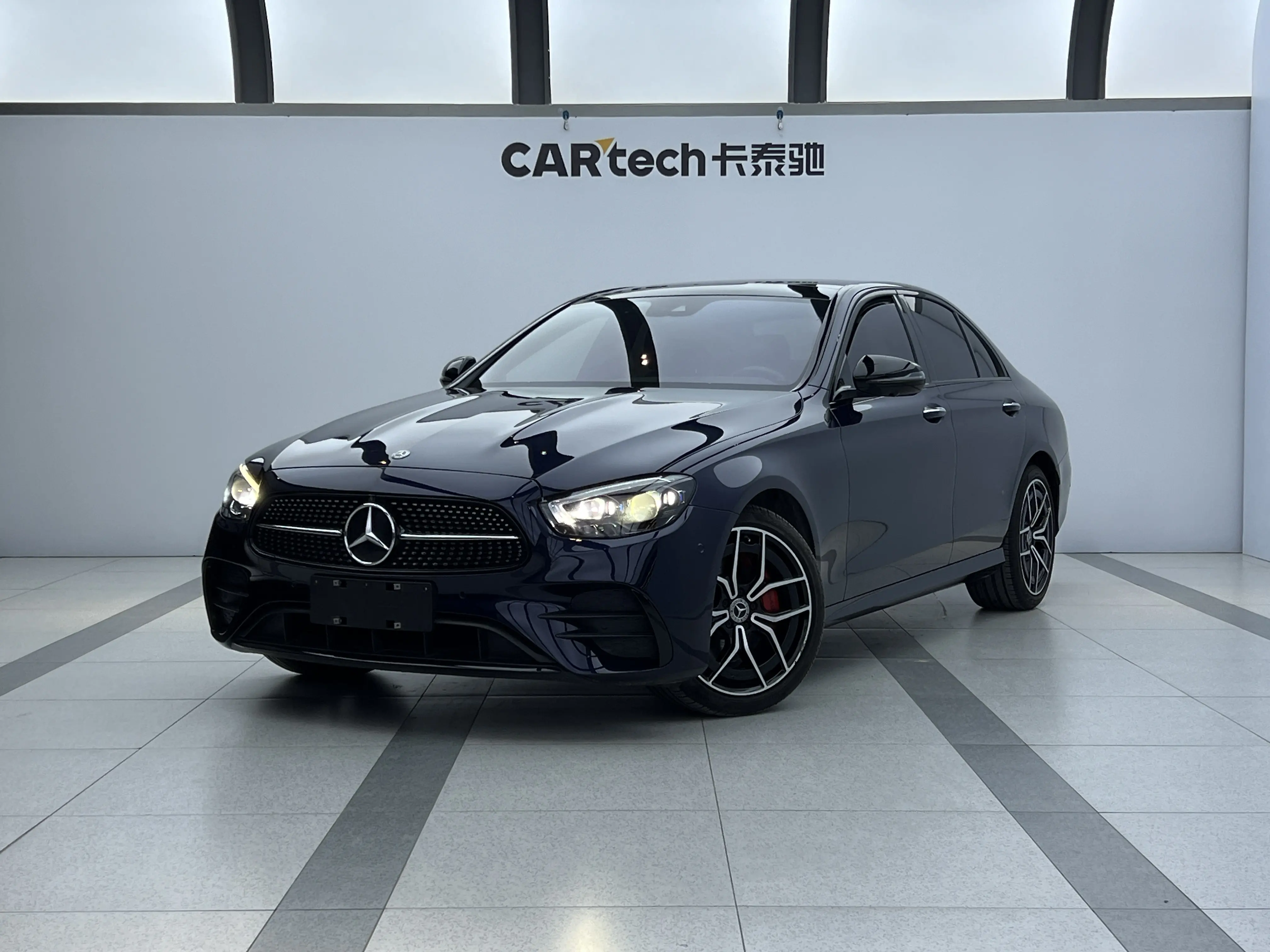 Mercedes-Benz E-Class (imported)  из Китая