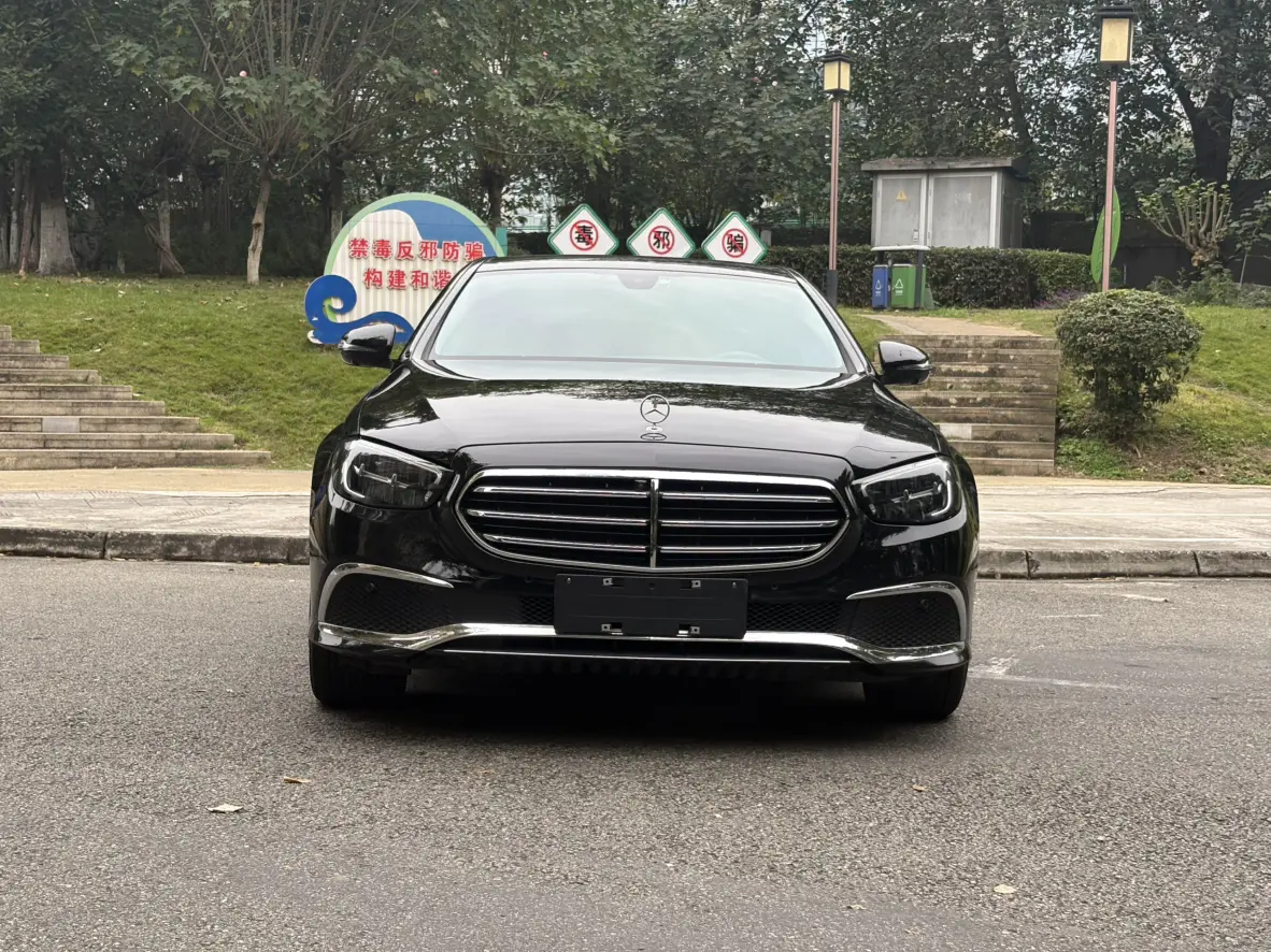 Mercedes-Benz E-Class PHEV  из Китая