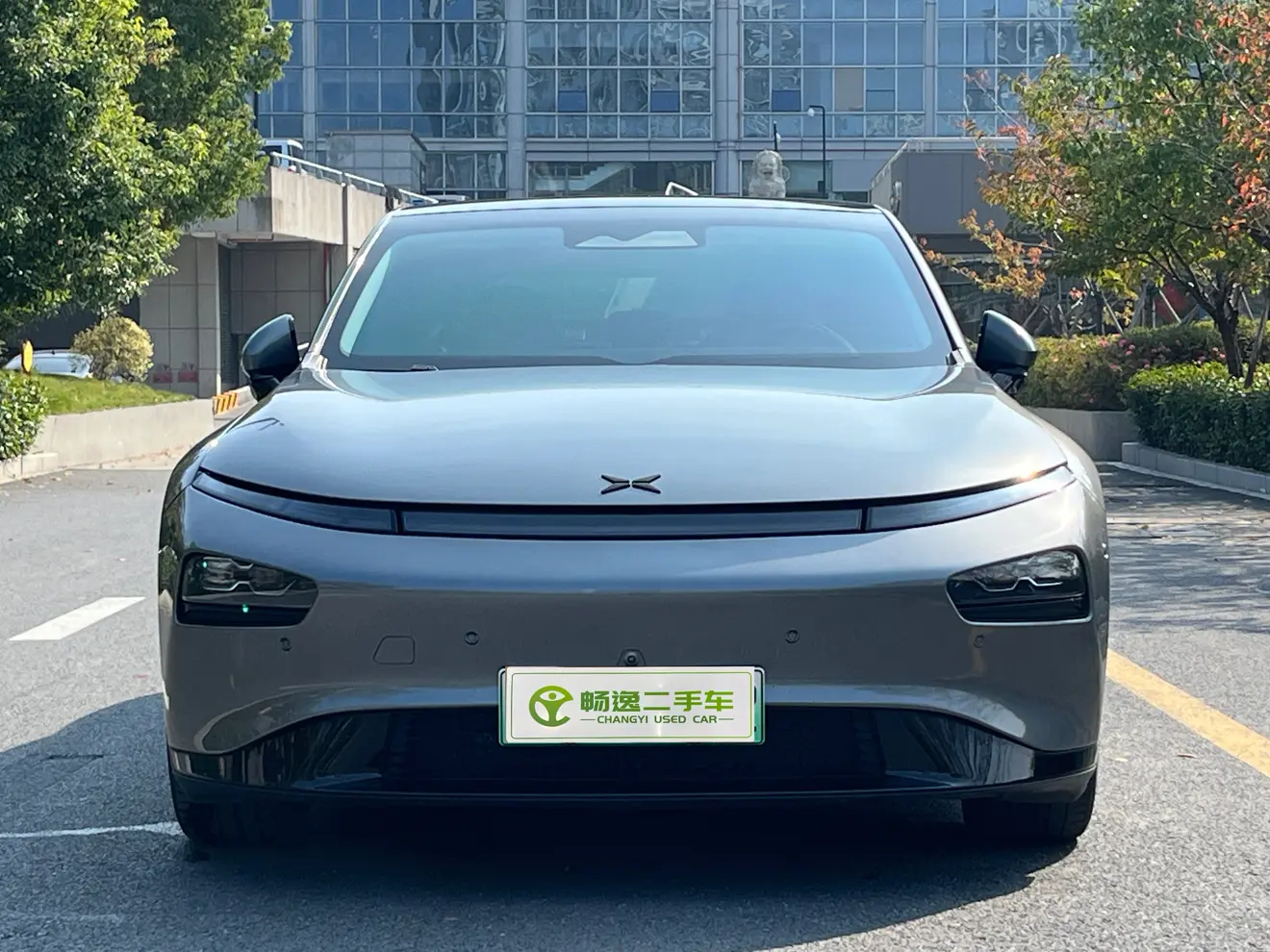 Xpeng P7  из Китая