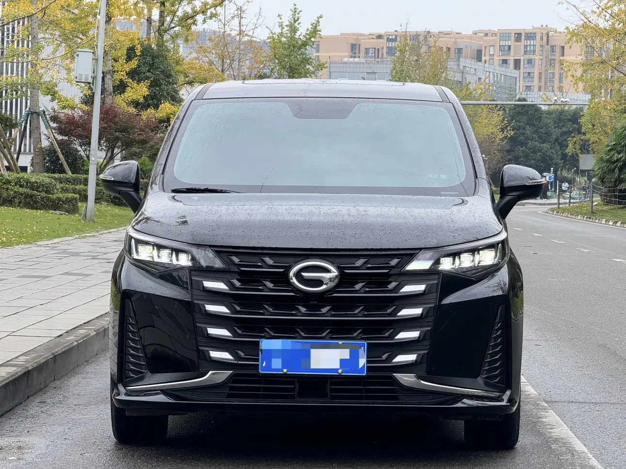 GAC Trumpchi M6  из Китая