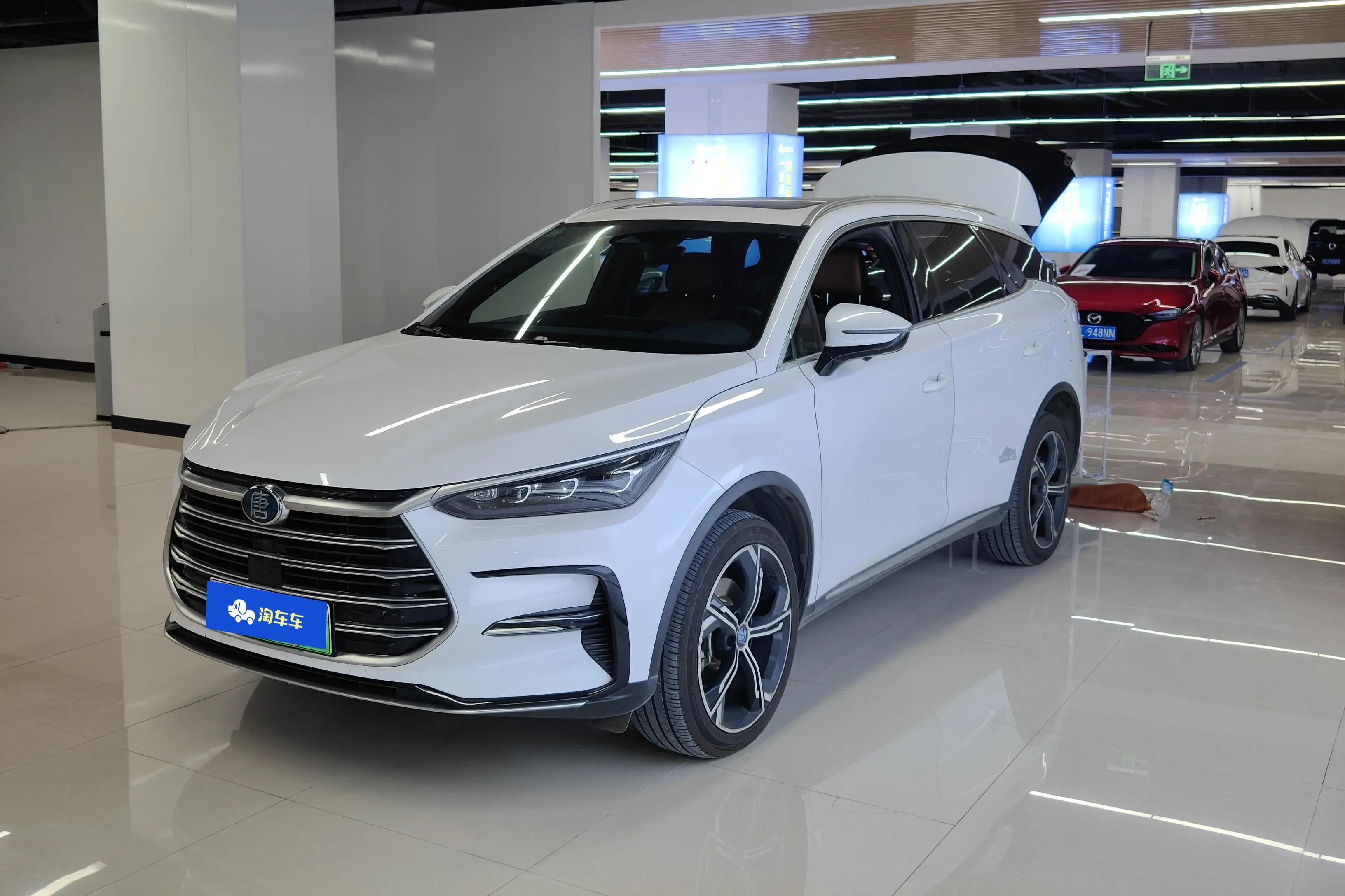 BYD Tang DM  из Китая