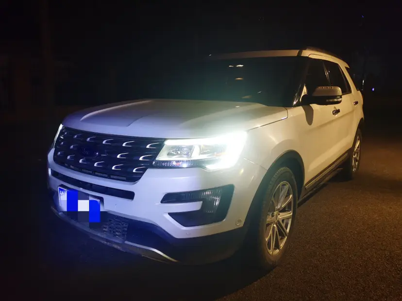 Ford Explorer  из Китая