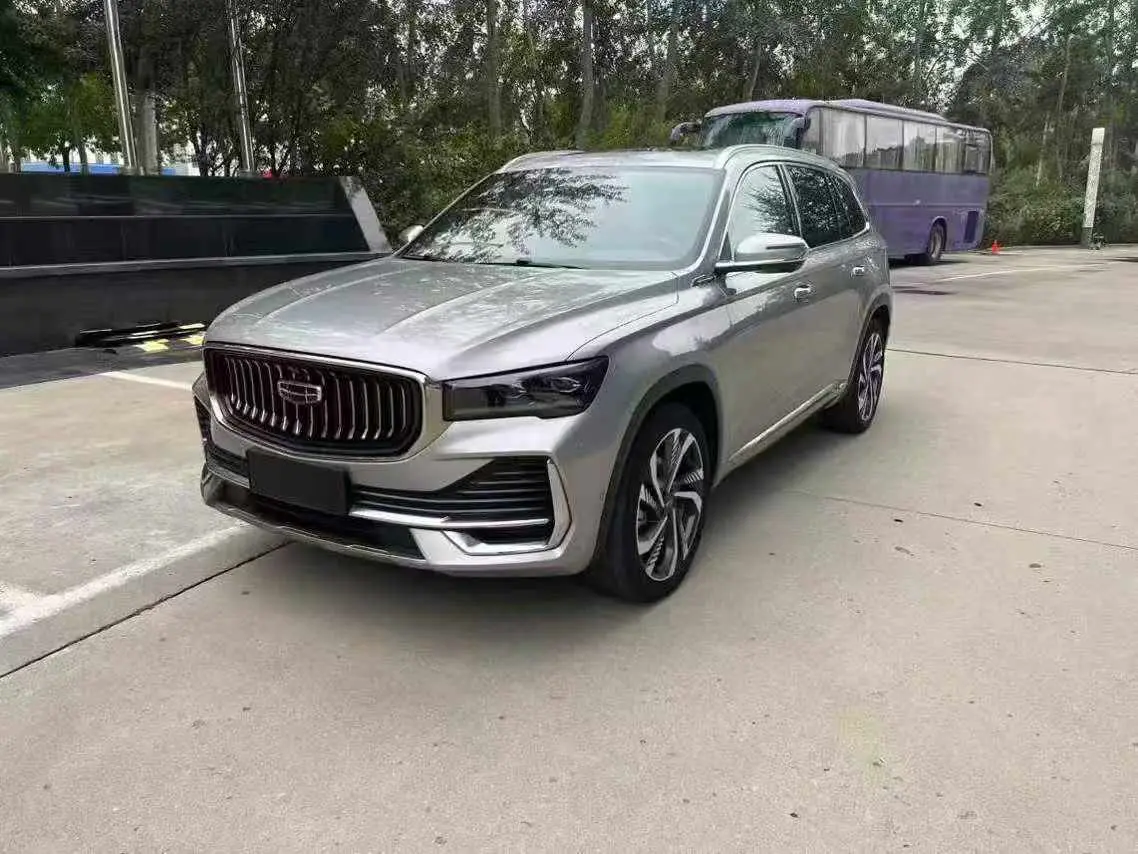 Geely Monjaro (Xingyue L)  из Китая