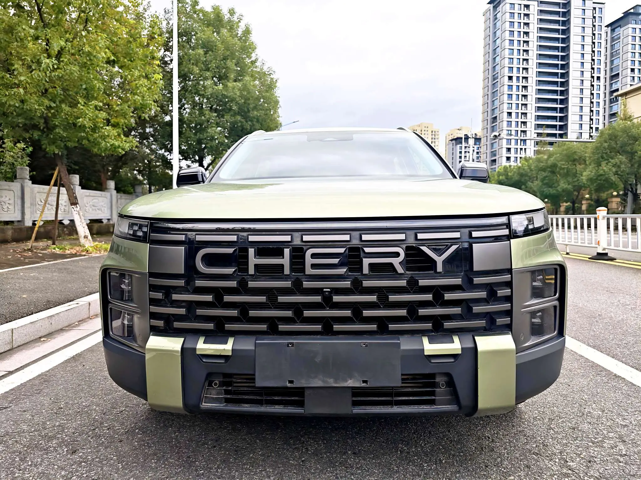 Chery Explore 06  из Китая