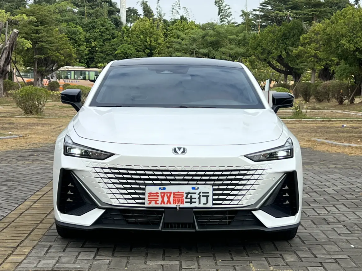 Changan UNI-V  из Китая