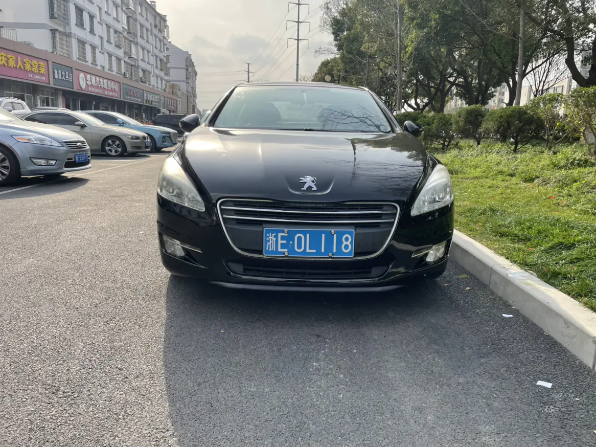 Peugeot 508  из Китая