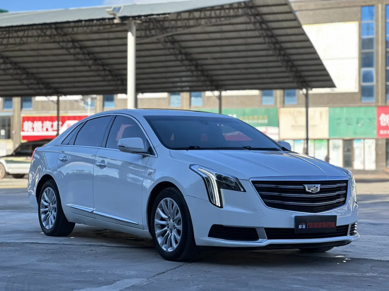 Cadillac XTS  из Китая