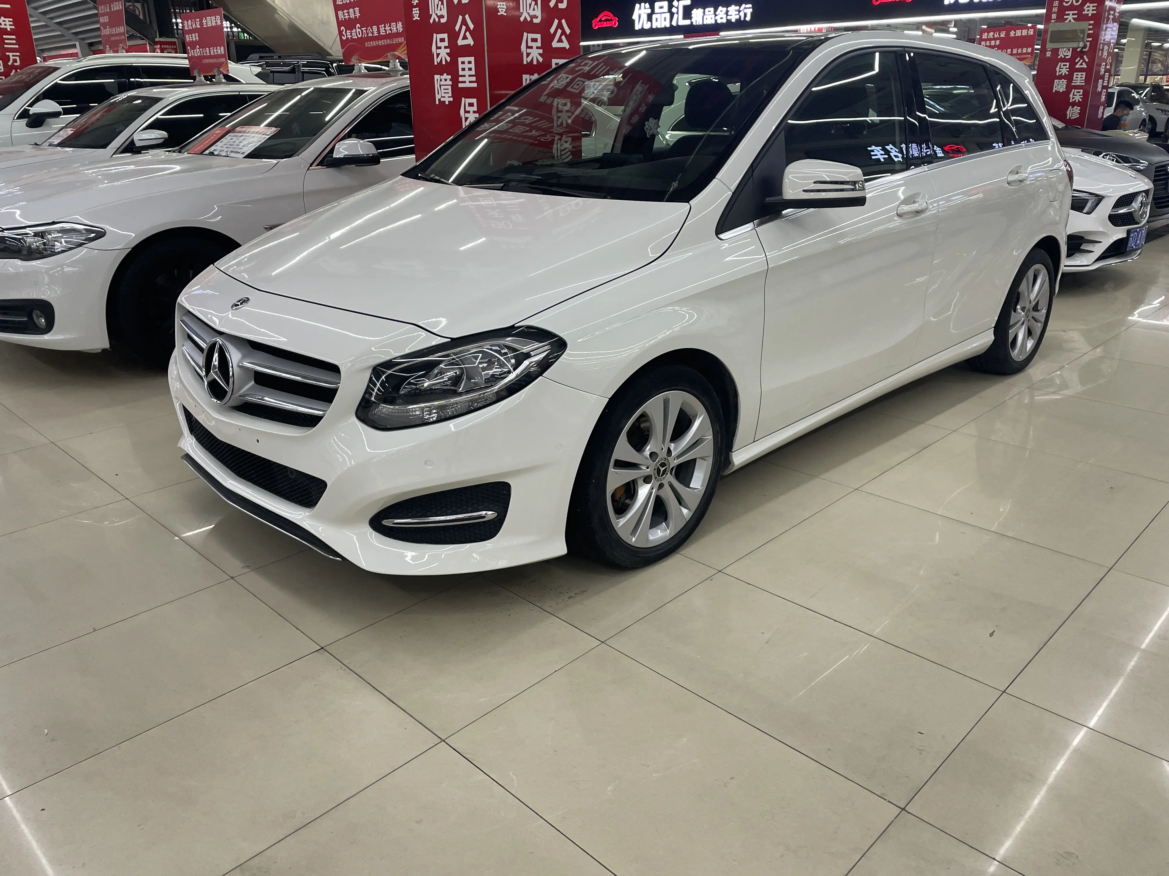 Mercedes-Benz Mercedes Benz B Class  из Китая