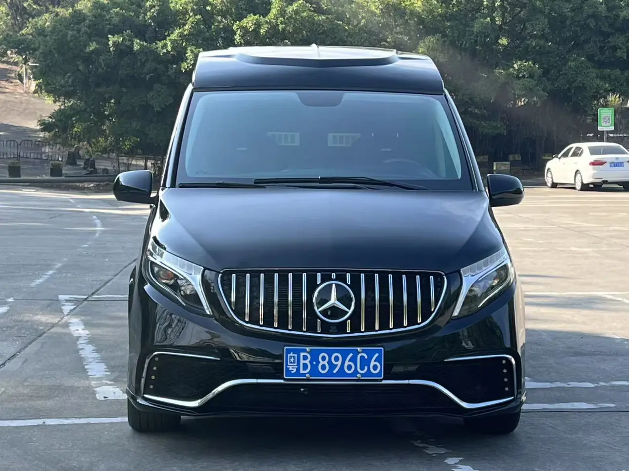 Mercedes-Benz Vito  из Китая