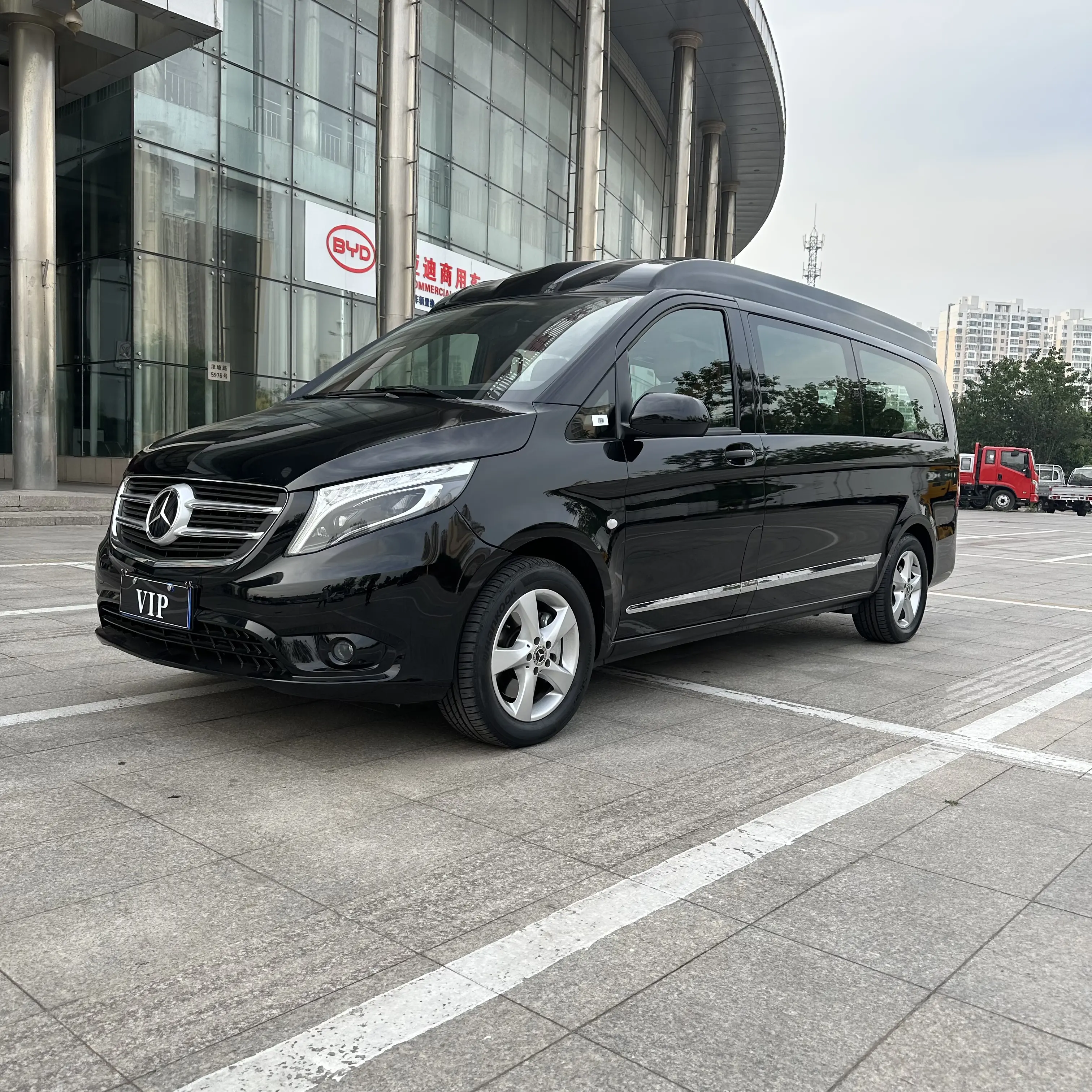 Mercedes-Benz Vito  из Китая