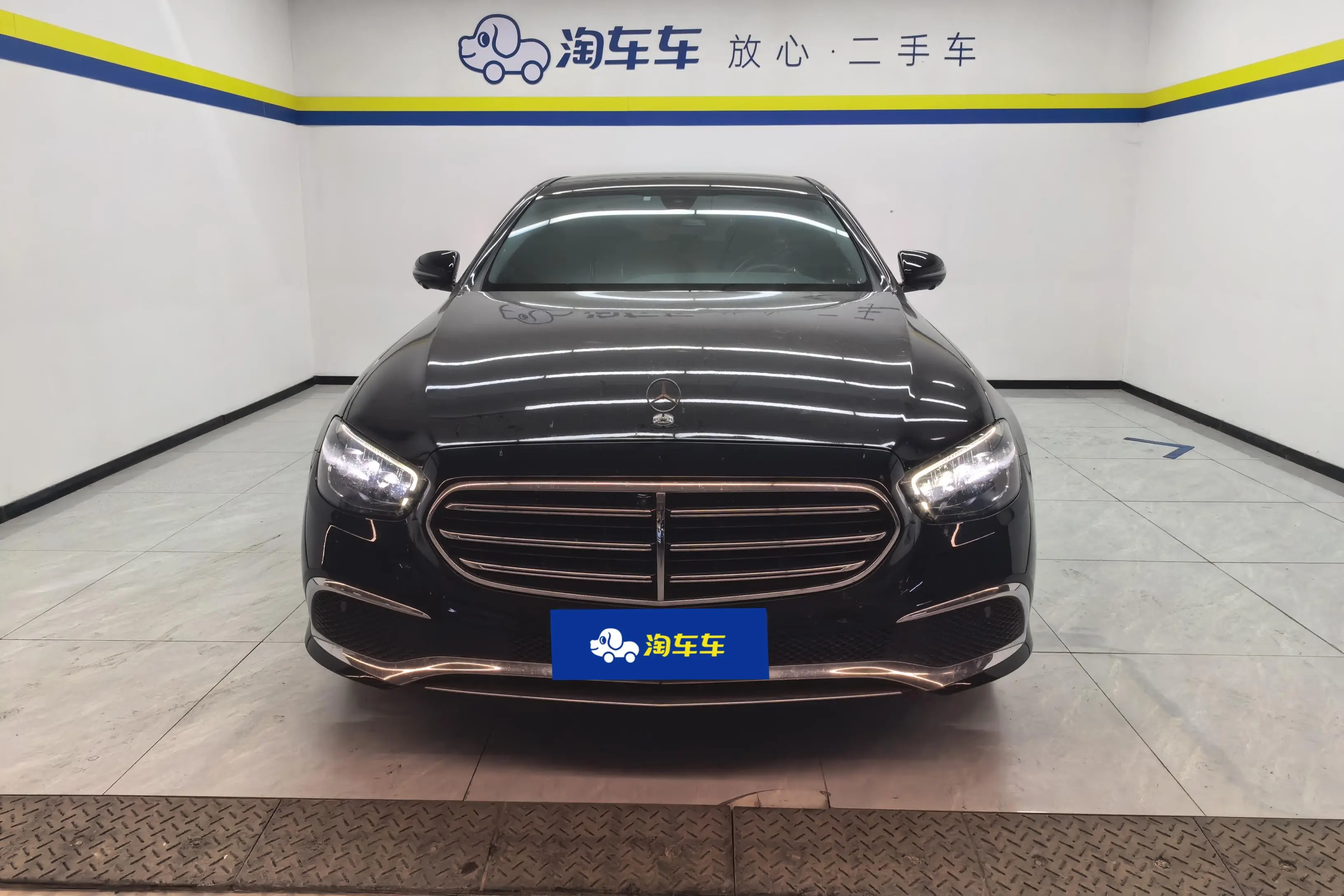 Mercedes-Benz E-Class  из Китая