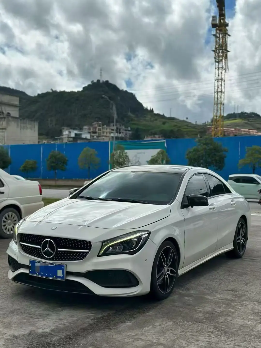 Mercedes-Benz Mercedes CLA  из Китая