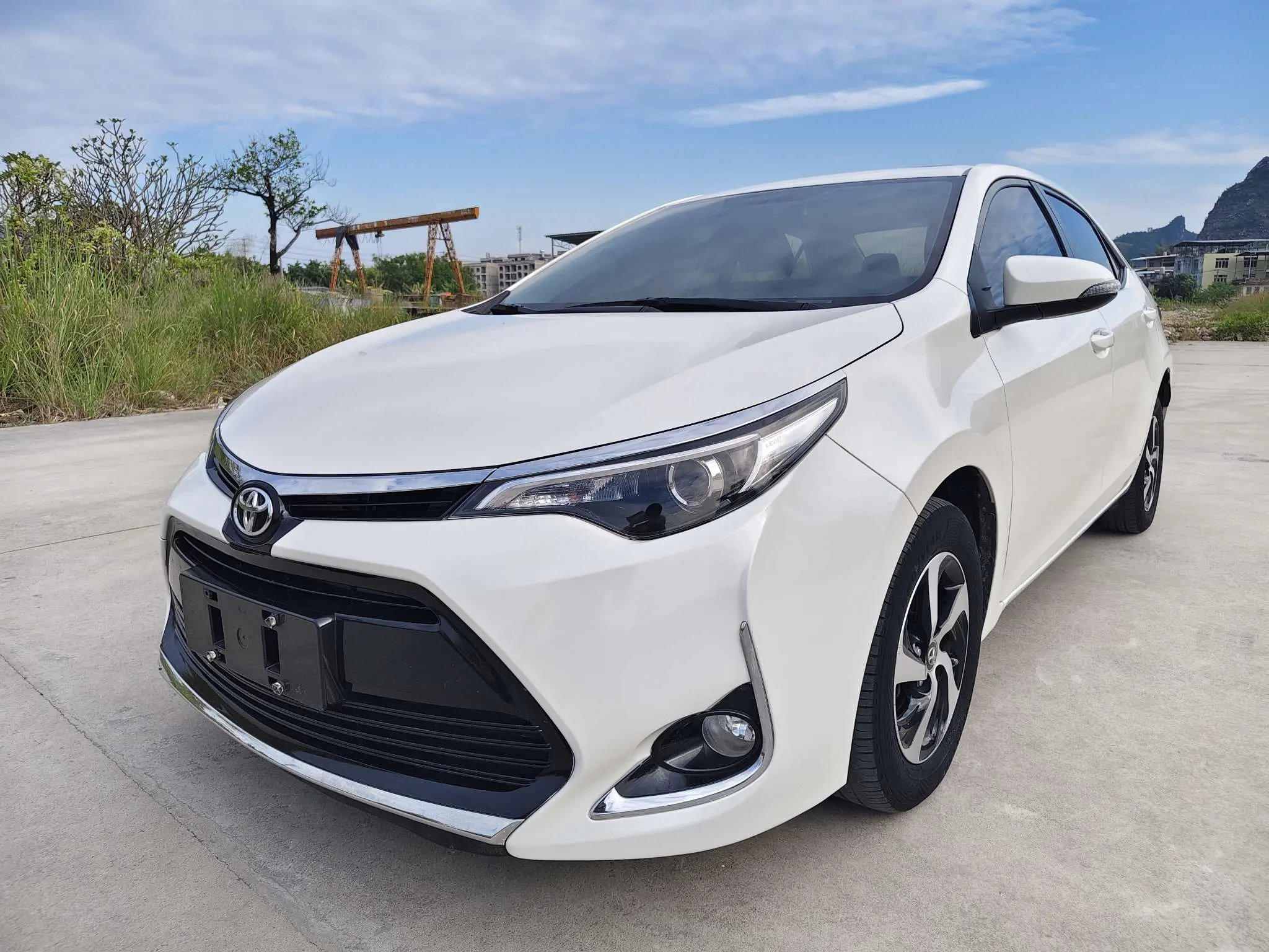 Toyota Levin (Lei Ling)  из Китая