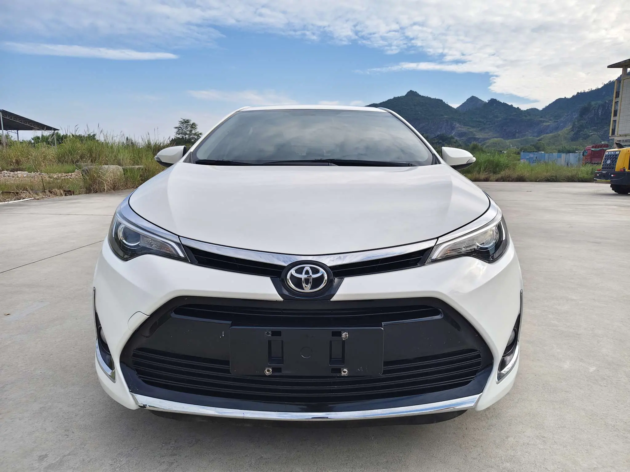 Toyota Levin (Lei Ling)  из Китая