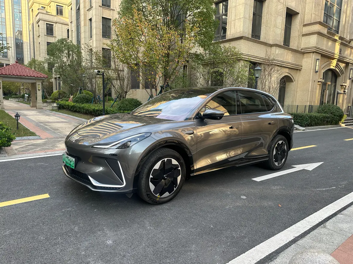 Zhiji LS7  из Китая