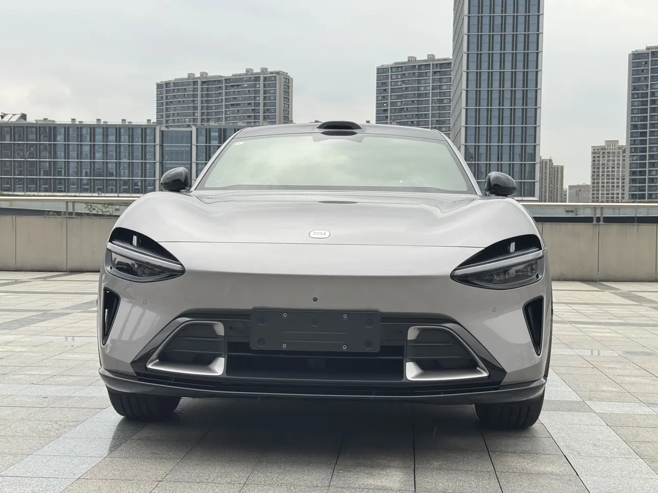 Xiaomi car Xiaomi YU7  из Китая