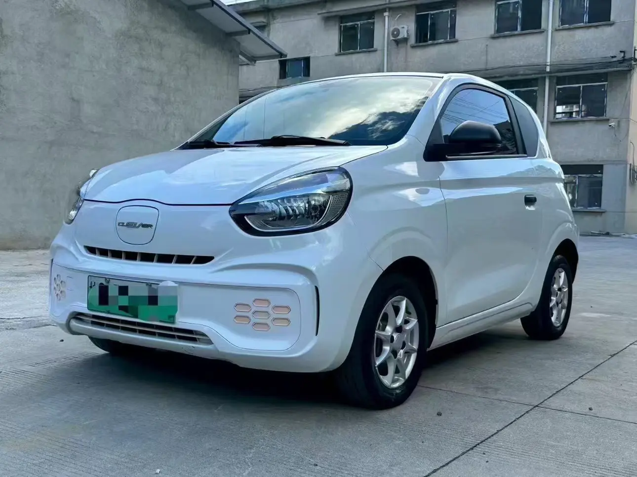 Roewe CLEVER  из Китая