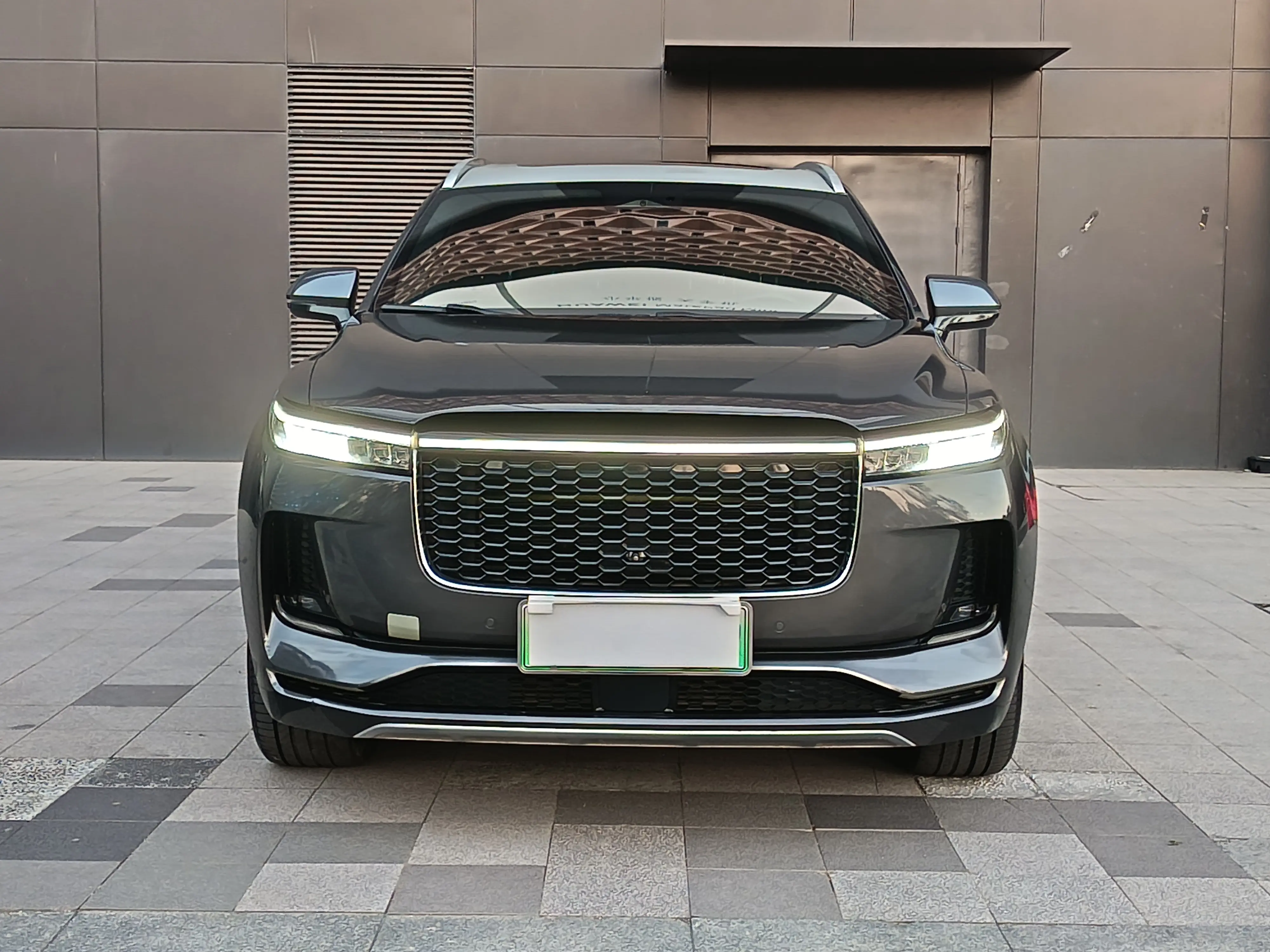 Li ONE (Ideal ONE)  из Китая