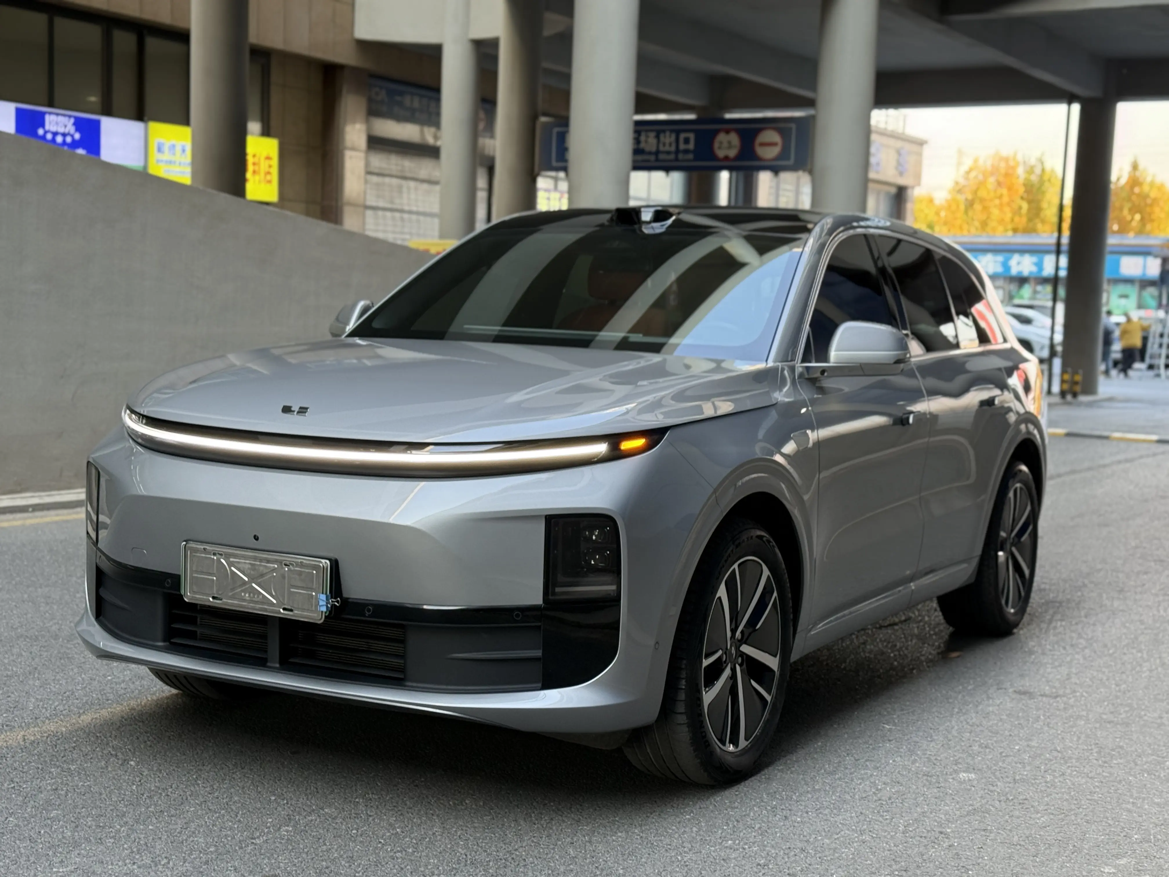 Li L6 (Ideal L6)  из Китая