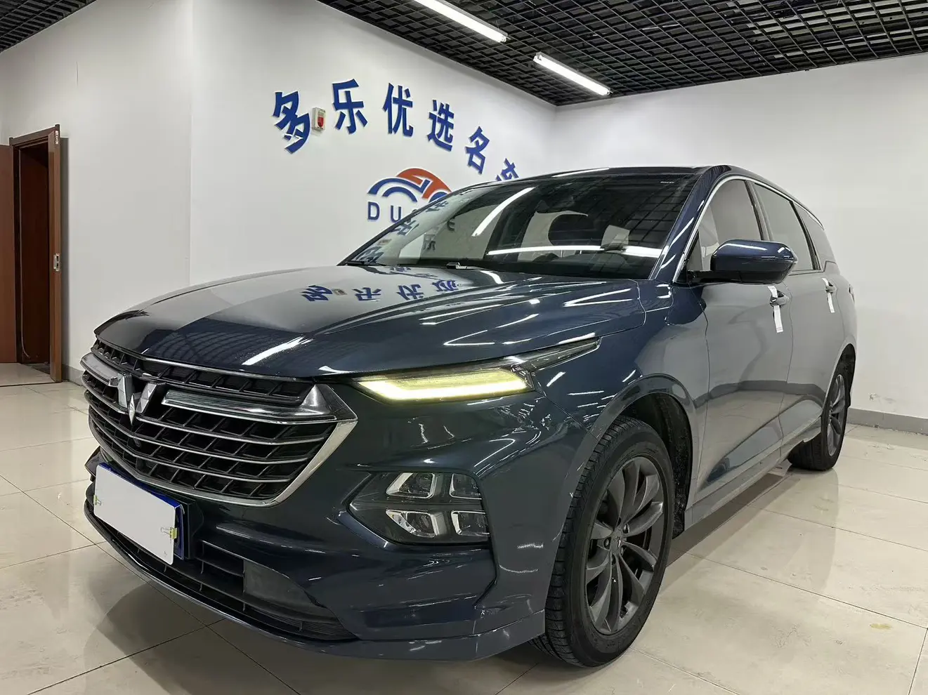 Wuling Capgemini Victory  из Китая