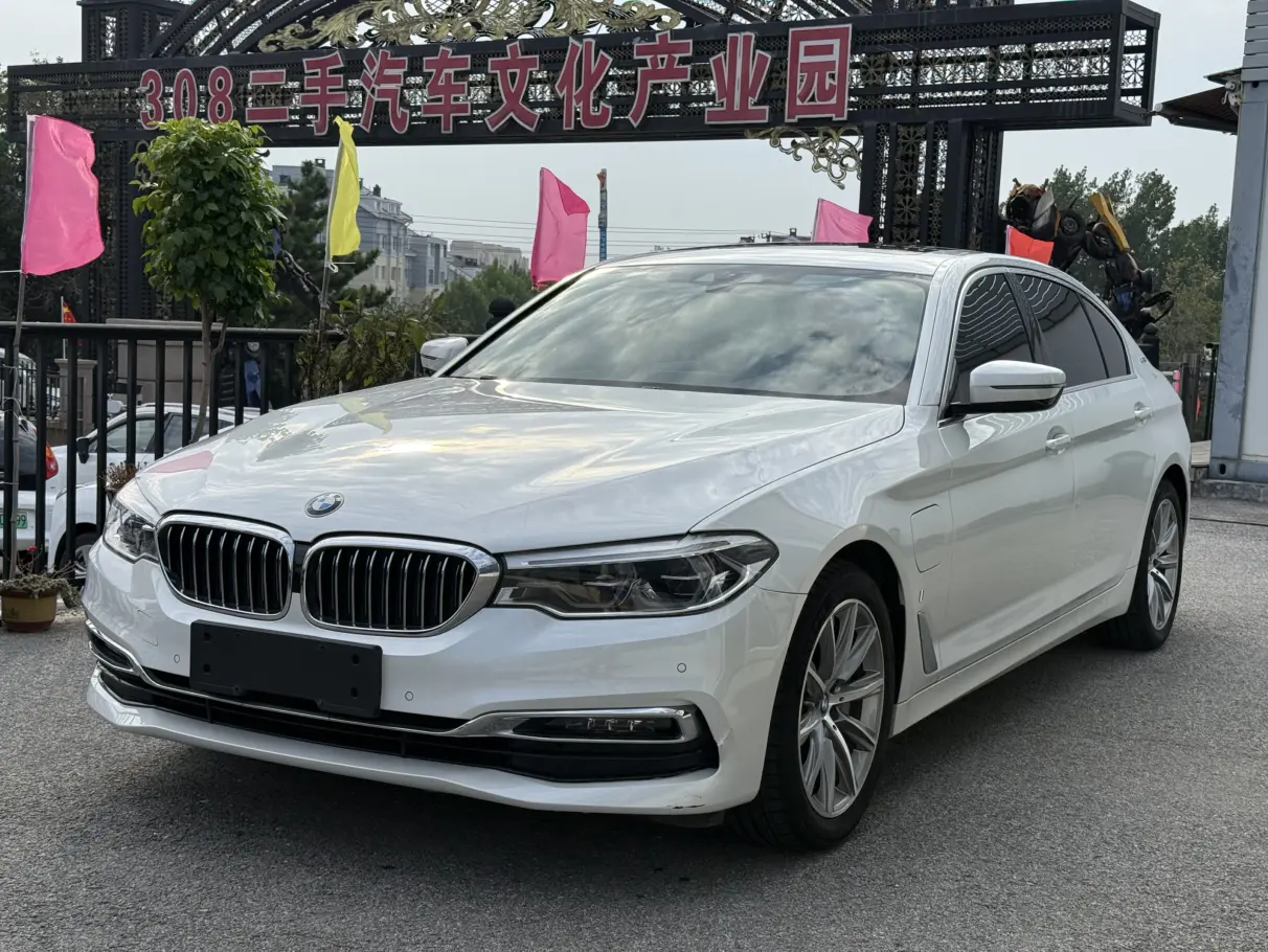 BMW 5 Series PHEV  из Китая