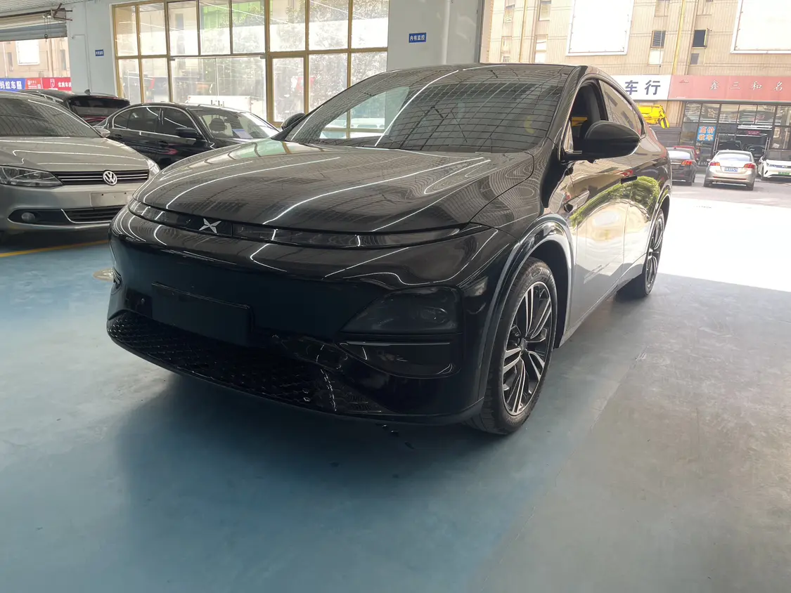 Xpeng G6  из Китая