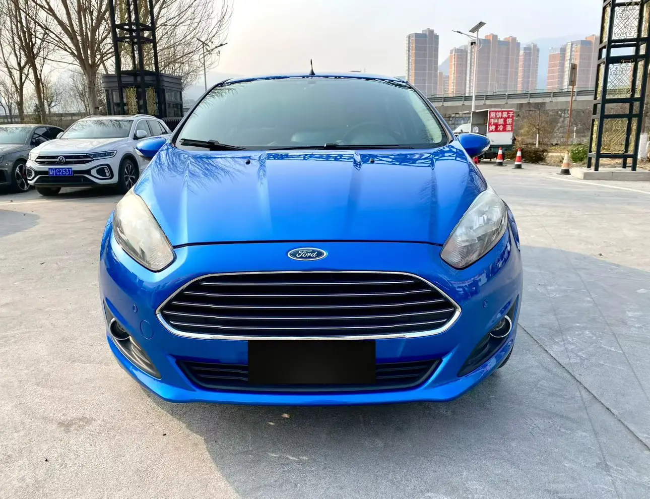 Ford Carnival  из Китая
