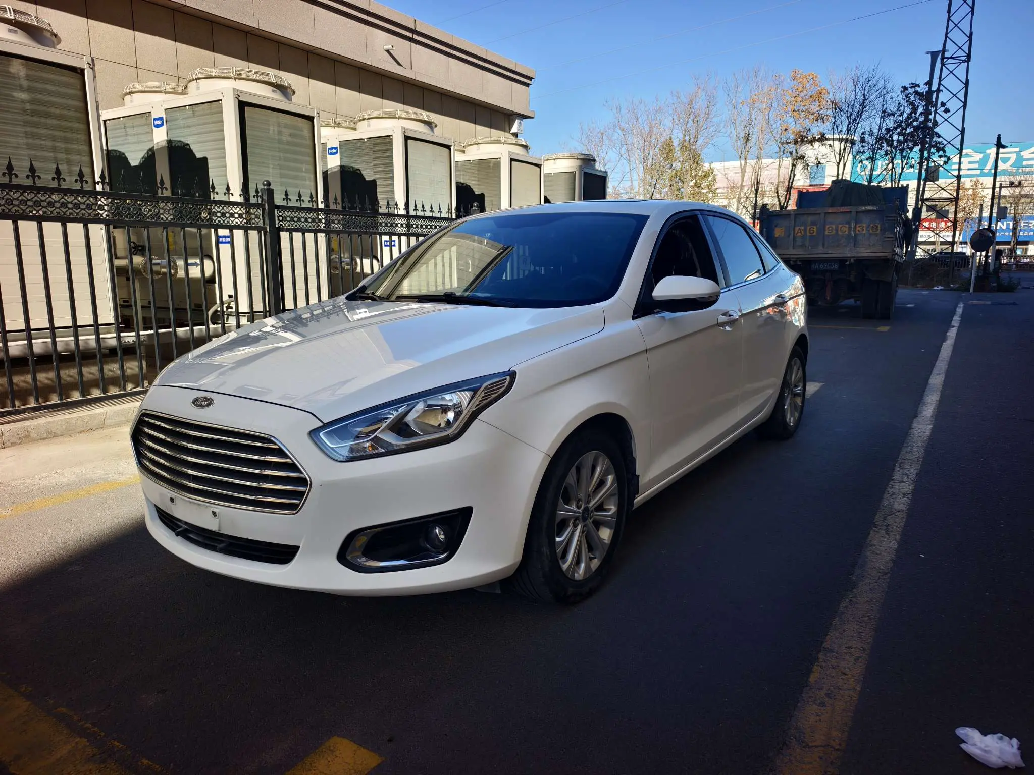 Ford Forrest  из Китая