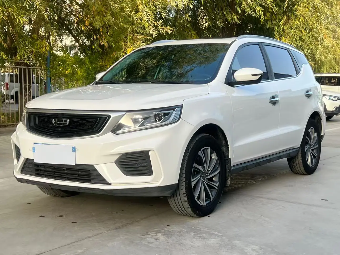 Geely Vision X6  из Китая