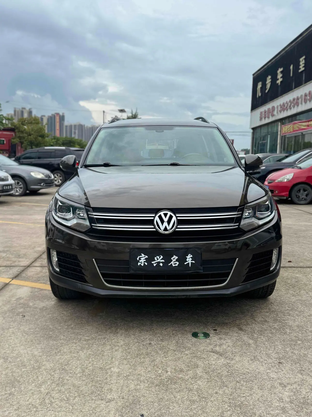 Volkswagen Tiguan  из Китая