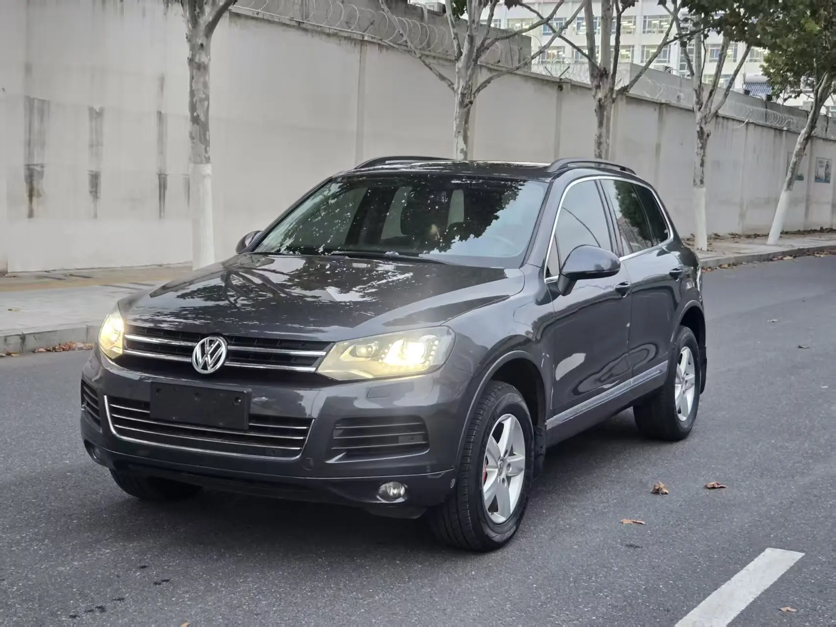Volkswagen Touareg  из Китая