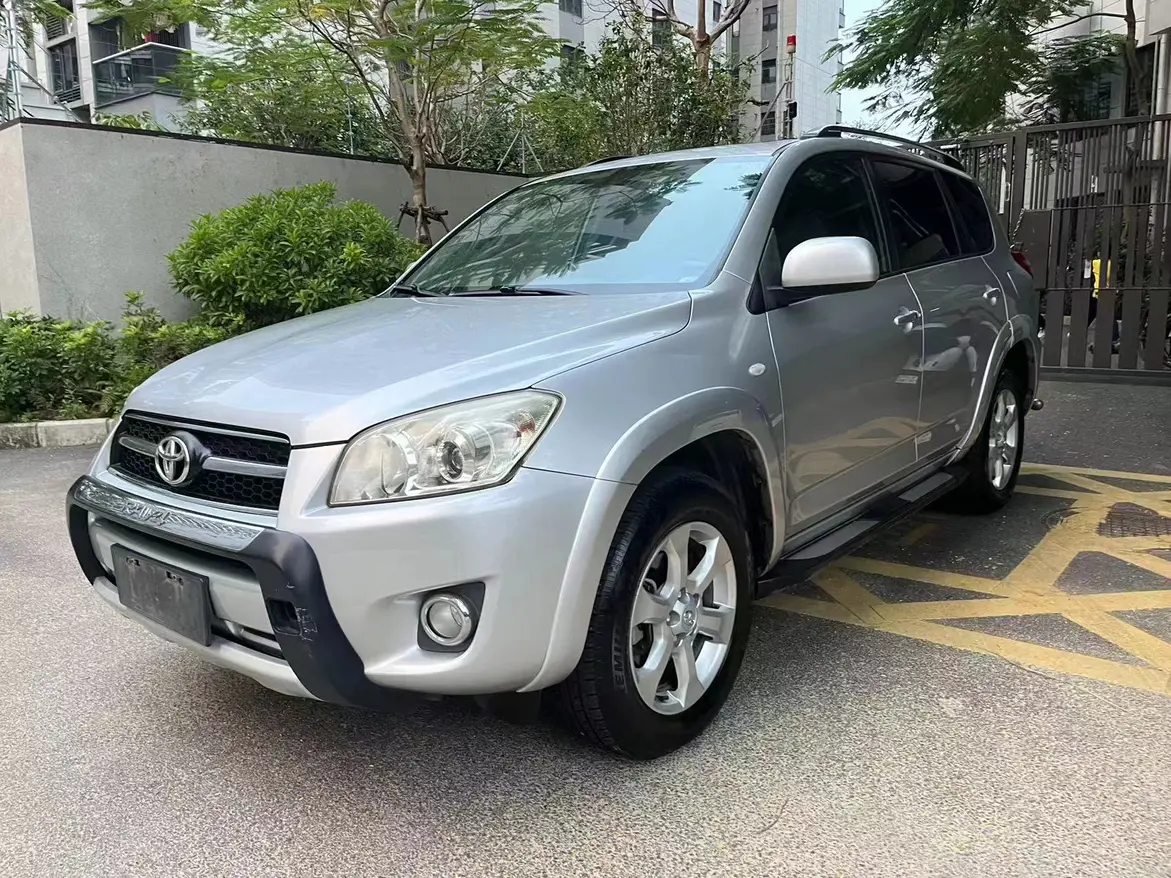 Toyota RAV4  из Китая