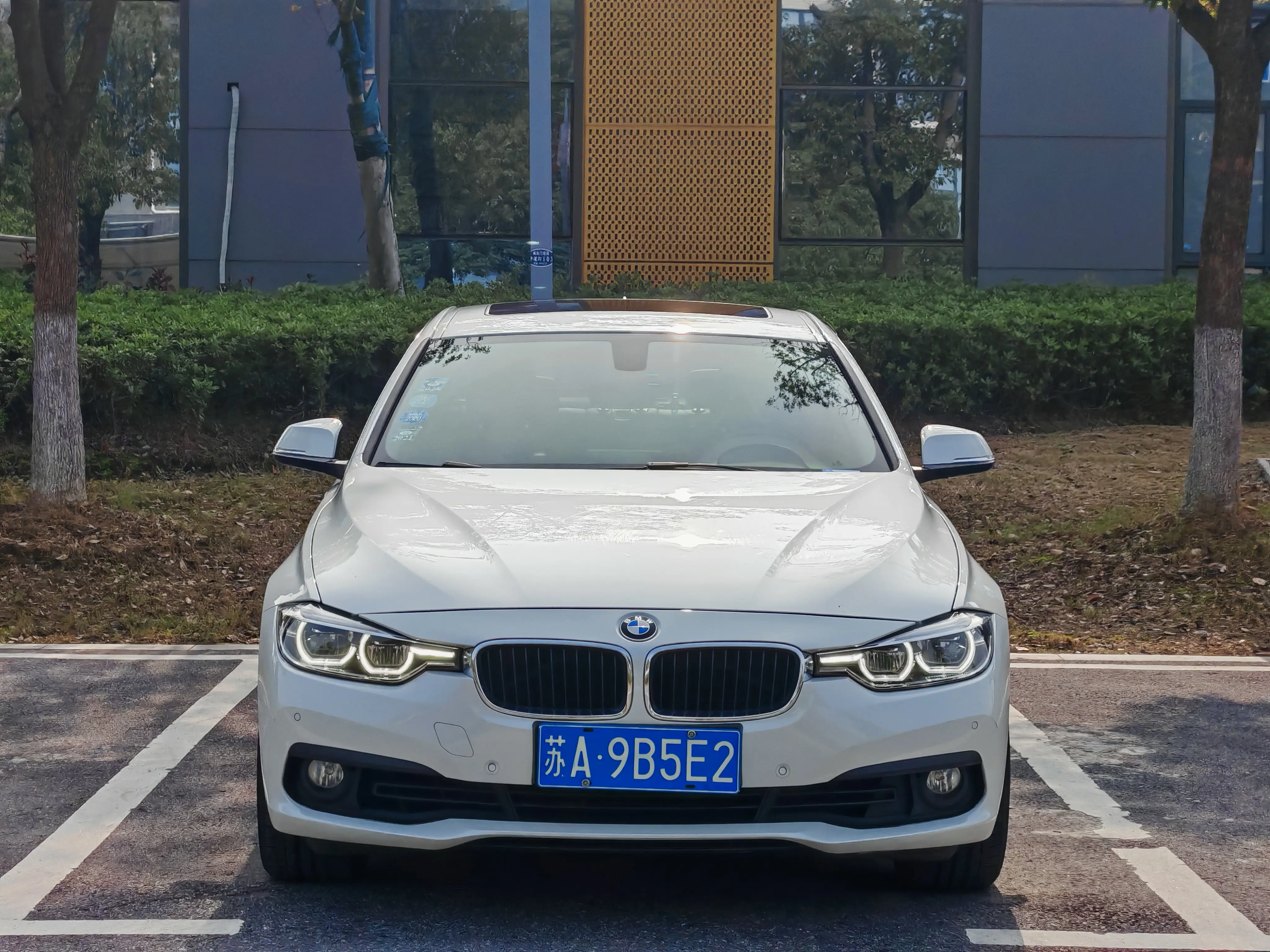 BMW 3 Series  из Китая