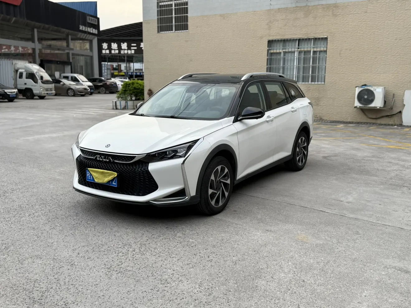 Dongfeng Yixuan GS  из Китая