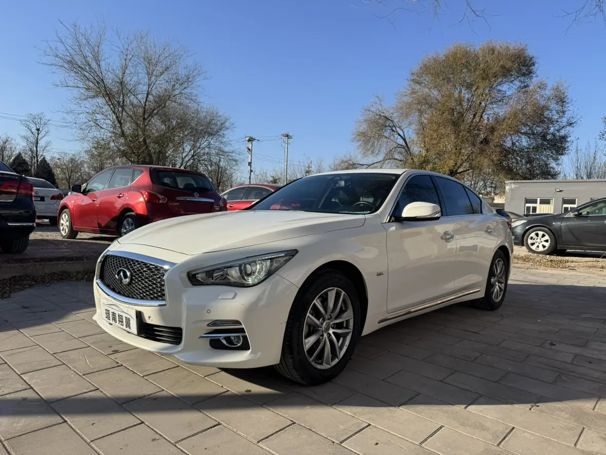 Infiniti Q50L  из Китая