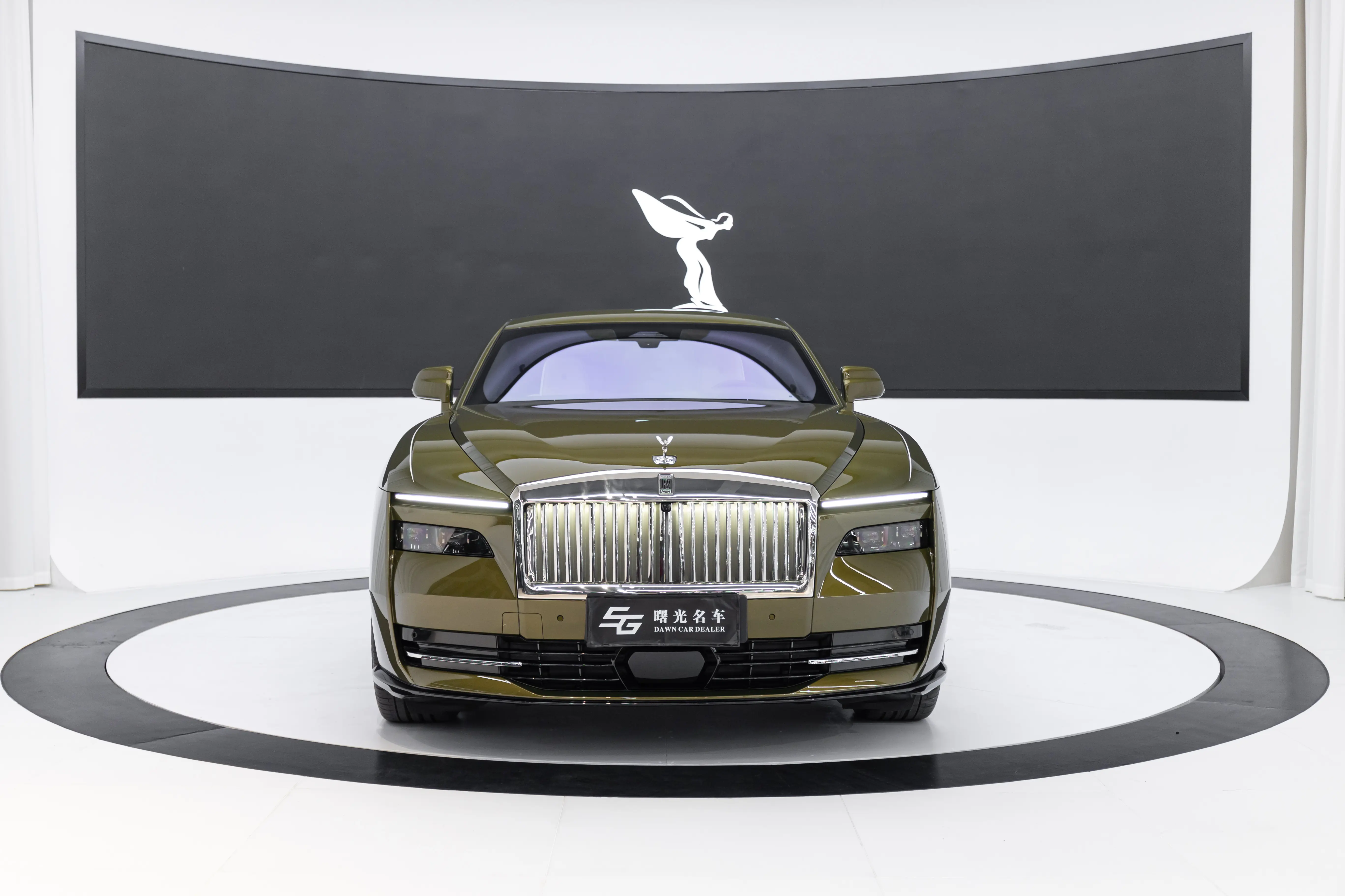 Rolls Royce The Shining  из Китая