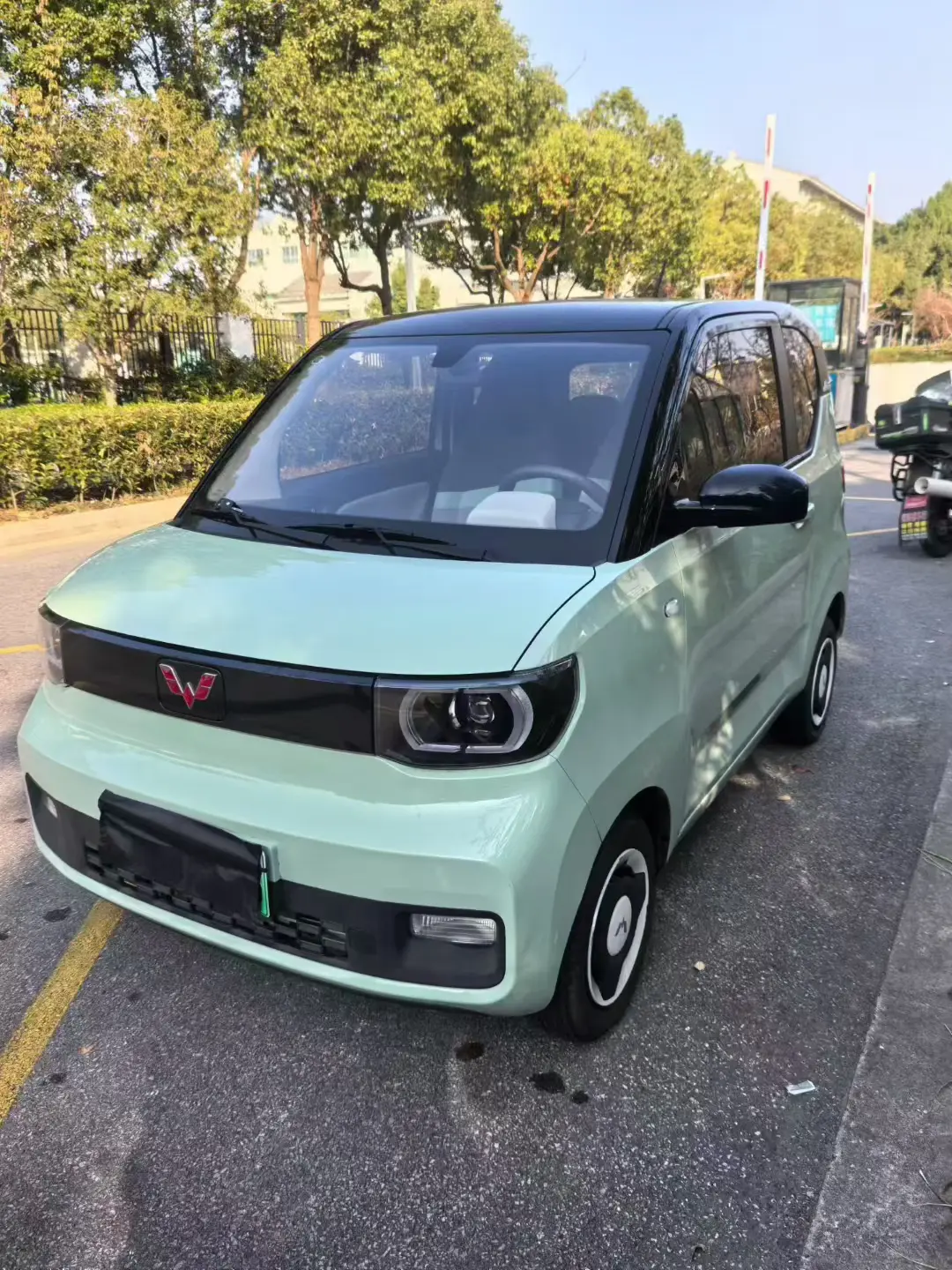 Wuling Hongguang MINIEV  из Китая