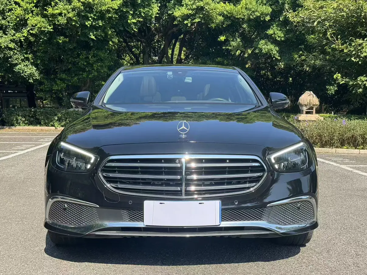 Mercedes-Benz E-Class  из Китая